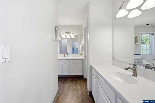 1341 Bent Grass Ct NE, Keizer, OR 97303
