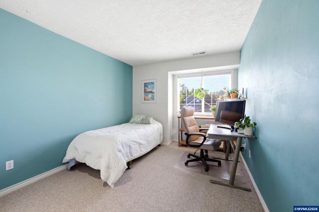 1341 Bent Grass Ct NE, Keizer, OR 97303
