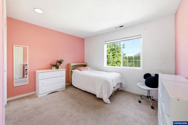1341 Bent Grass Ct NE, Keizer, OR 97303