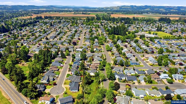1341 Bent Grass Ct NE, Keizer, OR 97303