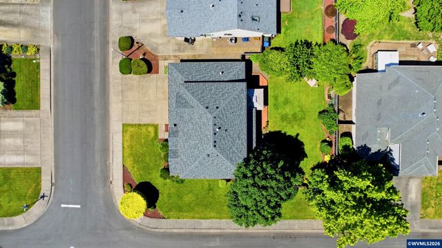1341 Bent Grass Ct NE, Keizer, OR 97303