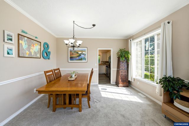 1341 Bent Grass Ct NE, Keizer, OR 97303