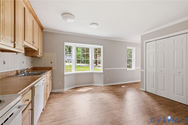 4201 Country Spring Ln, Chesterfield, VA 23236