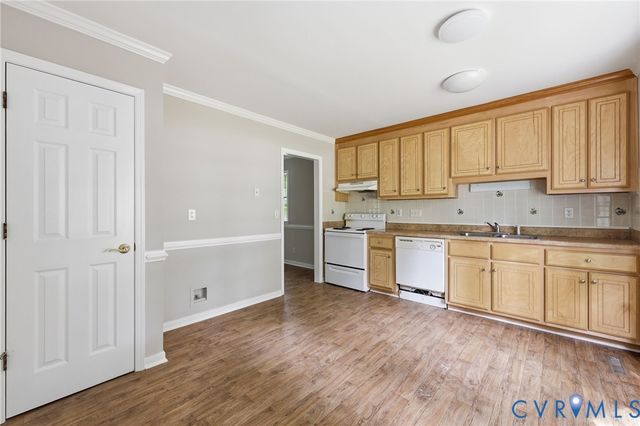 4201 Country Spring Ln, Chesterfield, VA 23236