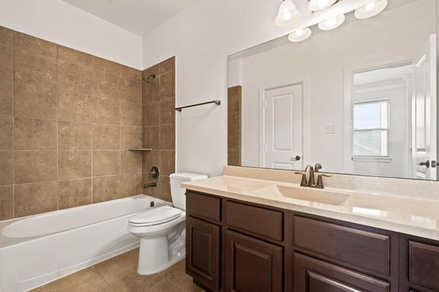 6 Sleeping Colt Place, The Woodlands, TX 77389
