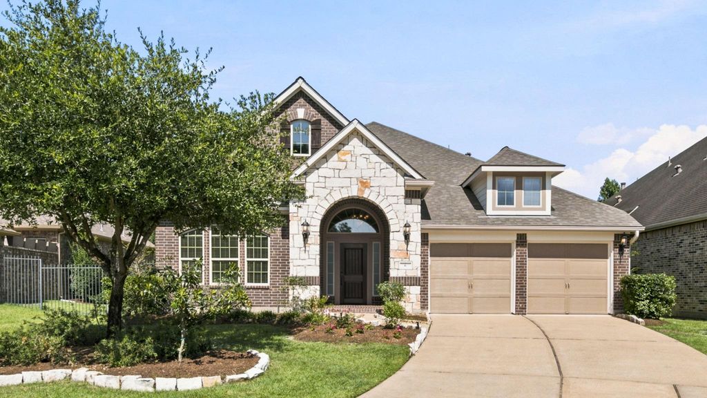 6 Sleeping Colt Place, The Woodlands, TX 77389