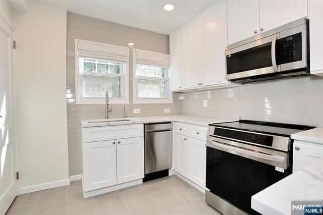 191 Hardenburgh Avenue, Demarest, NJ 07627