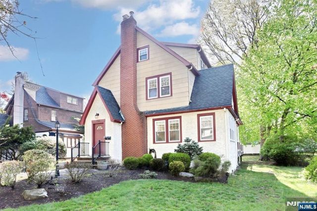 191 Hardenburgh Avenue, Demarest, NJ 07627