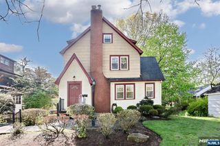 191 Hardenburgh Avenue, Demarest, NJ 07627