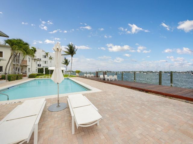 1110 Venetian Way 2B, Miami, FL 33139