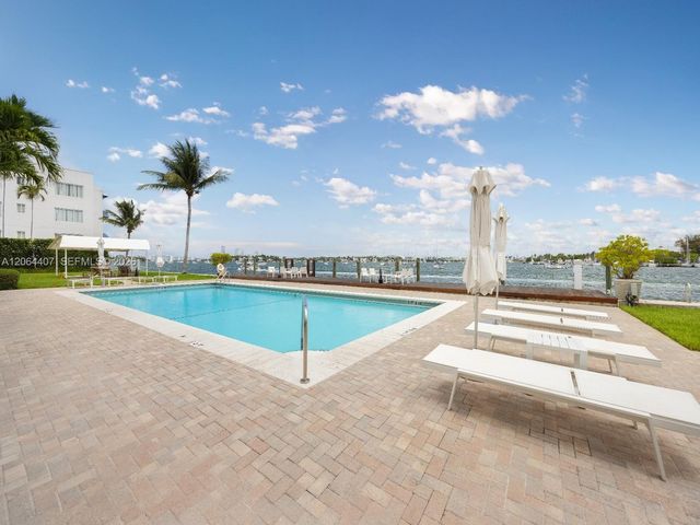 1110 Venetian Way 2B, Miami, FL 33139