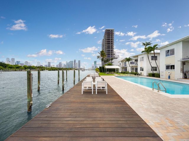 1110 Venetian Way 2B, Miami, FL 33139