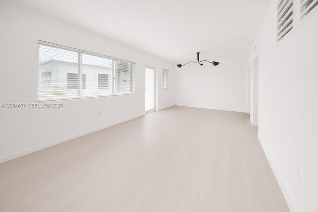 1110 Venetian Way 2B, Miami, FL 33139