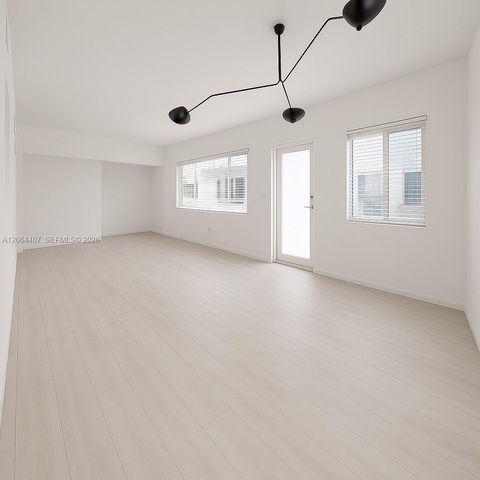 1110 Venetian Way 2B, Miami, FL 33139