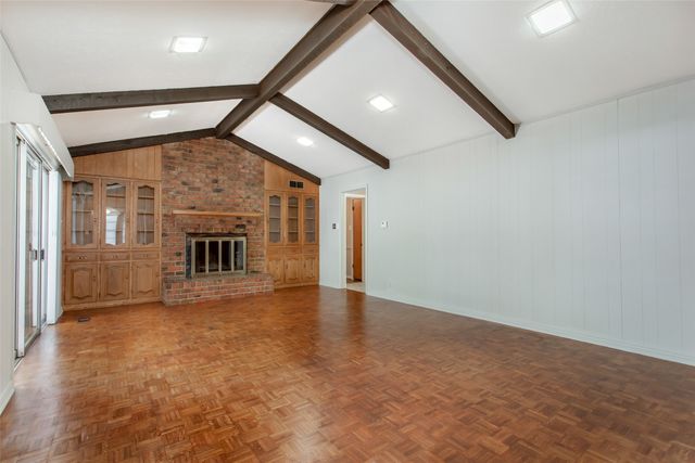 6105 E University Boulevard, Dallas, TX 75214