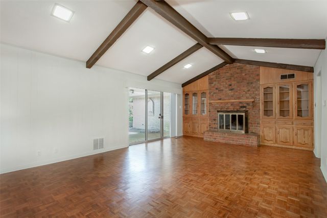 6105 E University Boulevard, Dallas, TX 75214