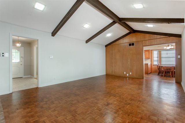 6105 E University Boulevard, Dallas, TX 75214