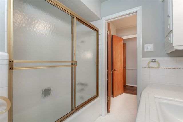 6105 E University Boulevard, Dallas, TX 75214