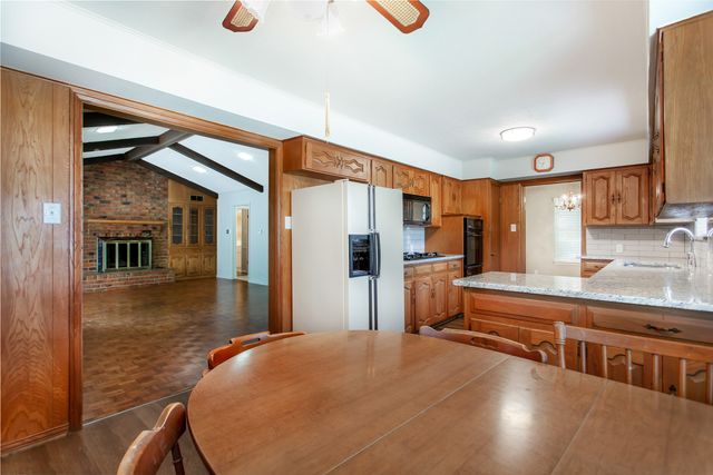 6105 E University Boulevard, Dallas, TX 75214