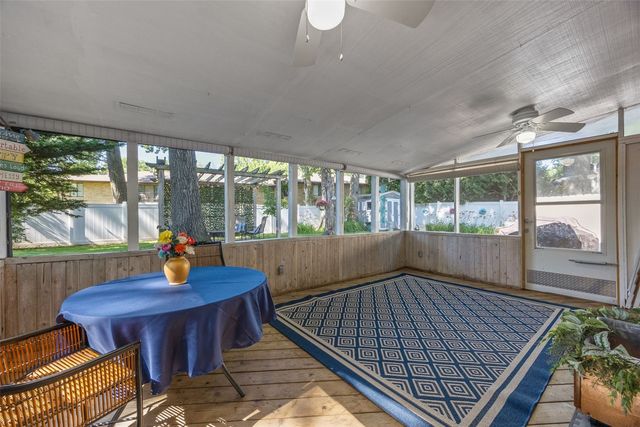 2023 Sandalwood Drive NE, Cedar Rapids, IA 52402