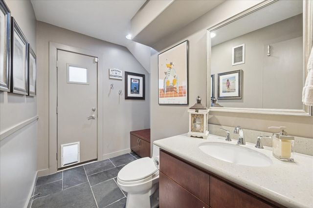 37 E Broad Oaks, Houston, TX 77056