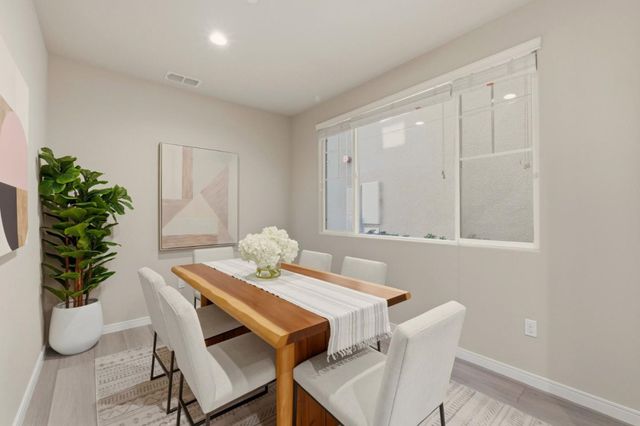 639 Montage Circle, East Palo Alto, CA 94303