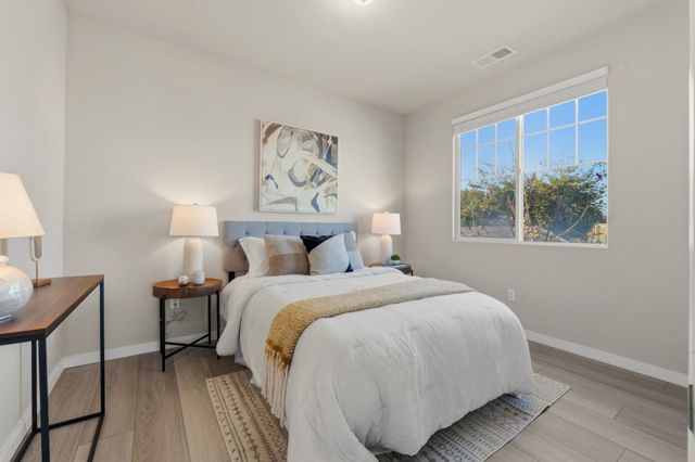 639 Montage Circle, East Palo Alto, CA 94303