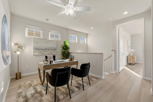 639 Montage Circle, East Palo Alto, CA 94303