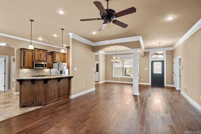 2032 Miramonte Drive, Sherwood, AR 72120