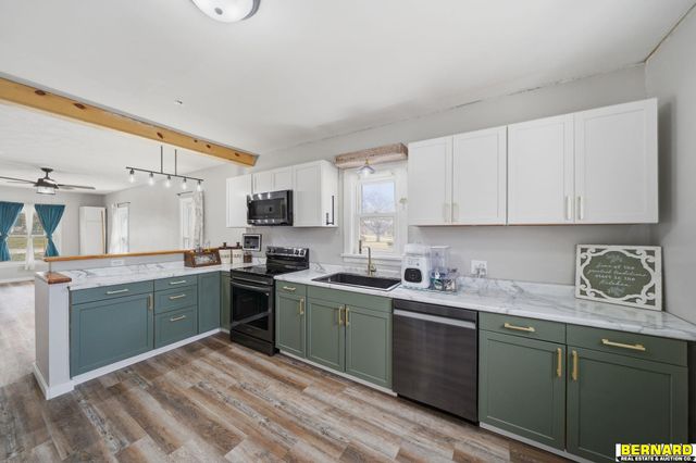 693 N 3rd Street, Tecumseh, NE 68450