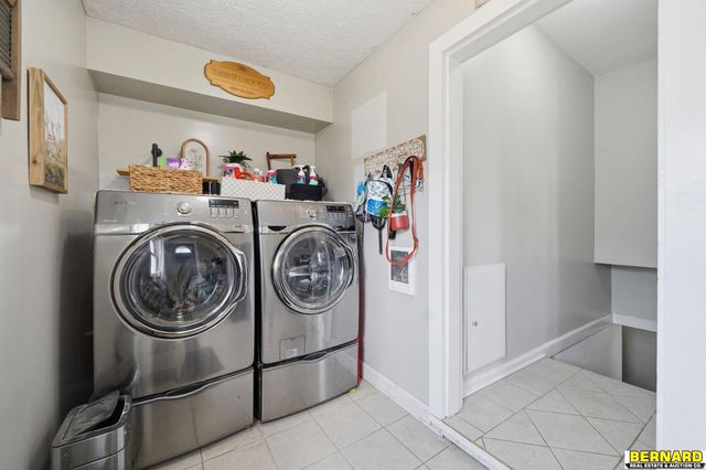 693 N 3rd Street, Tecumseh, NE 68450