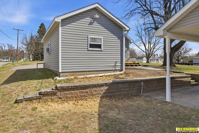 693 N 3rd Street, Tecumseh, NE 68450