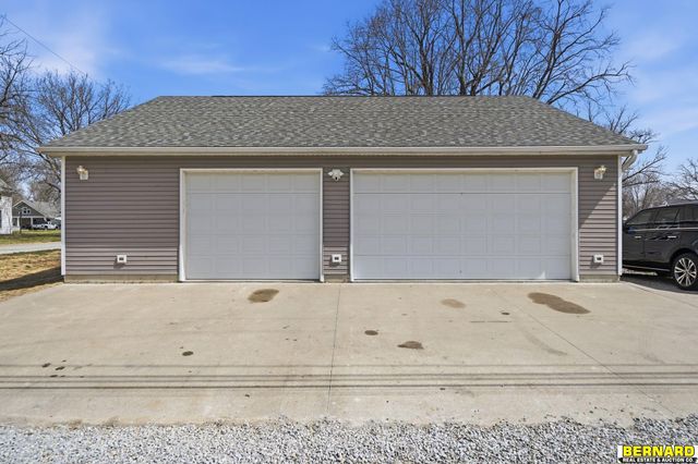 693 N 3rd Street, Tecumseh, NE 68450