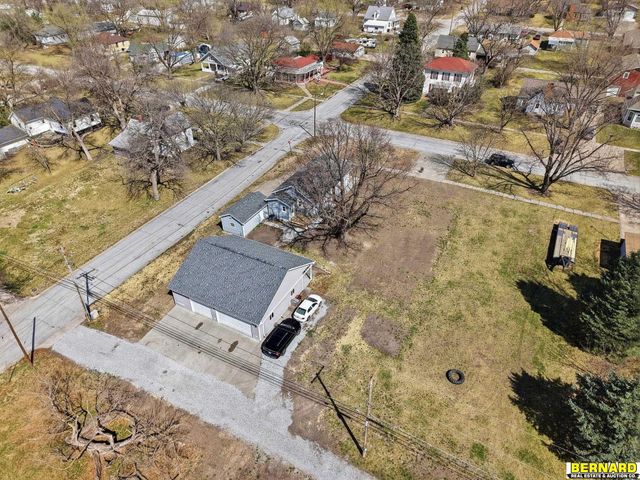 693 N 3rd Street, Tecumseh, NE 68450
