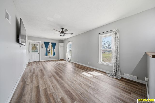 693 N 3rd Street, Tecumseh, NE 68450