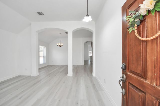 10850 White Oak Point Court, Cypress, TX 77429