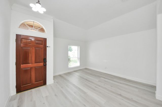 10850 White Oak Point Court, Cypress, TX 77429