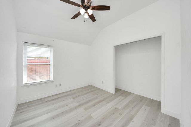 10850 White Oak Point Court, Cypress, TX 77429