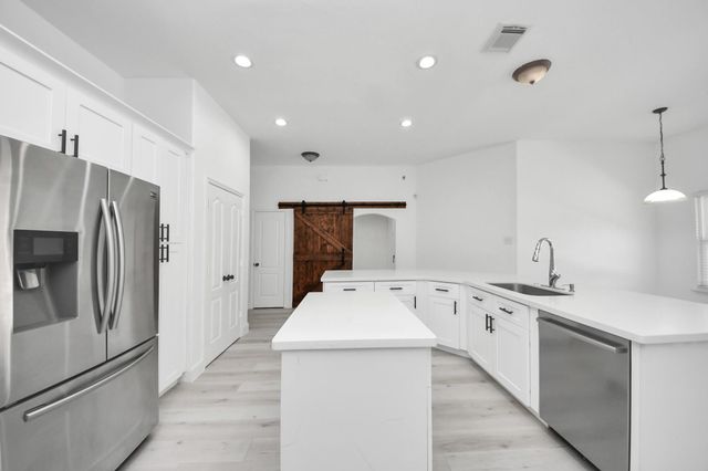 10850 White Oak Point Court, Cypress, TX 77429