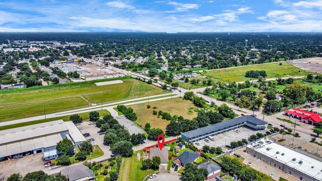 10850 White Oak Point Court, Cypress, TX 77429