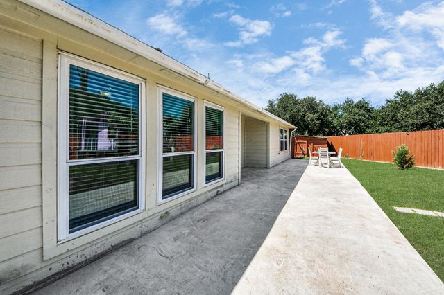 10850 White Oak Point Court, Cypress, TX 77429