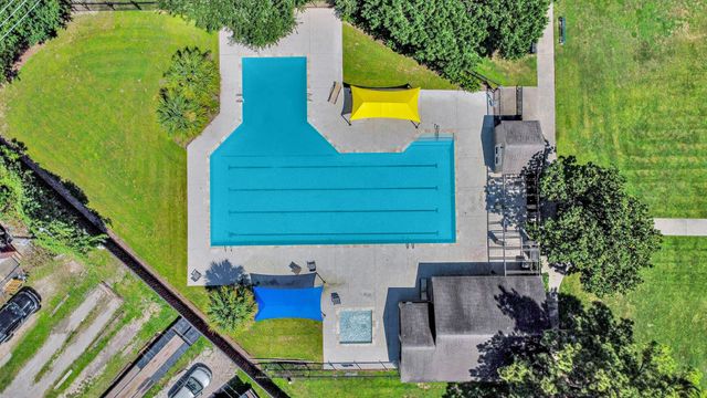 10850 White Oak Point Court, Cypress, TX 77429