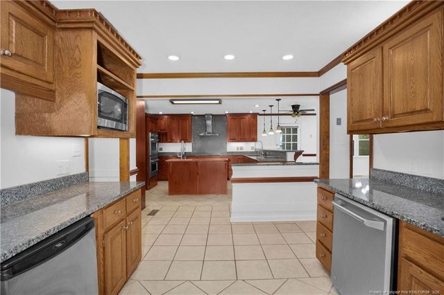 5704 Kindley Drive, Fayetteville, NC 28311
