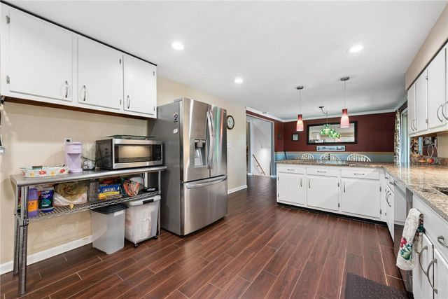 170 Summit Dr, North Huntingdon, PA 15642
