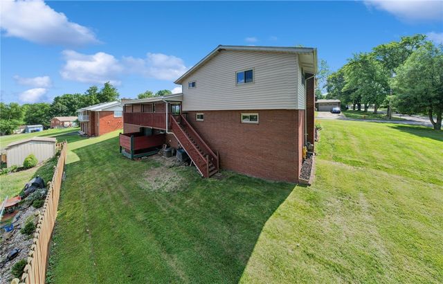 170 Summit Dr, North Huntingdon, PA 15642