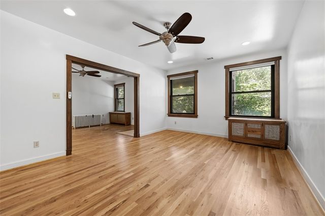 3590-3592 Beechwood Blvd, Greenfield, PA 15217
