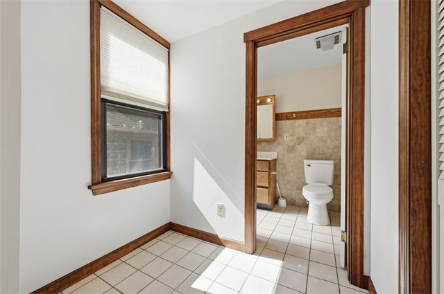 3590-3592 Beechwood Blvd, Greenfield, PA 15217