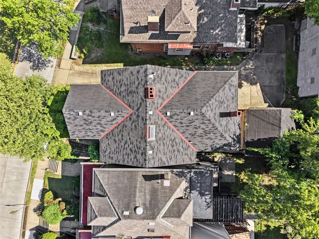 3590-3592 Beechwood Blvd, Greenfield, PA 15217