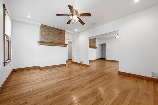3590-3592 Beechwood Blvd, Greenfield, PA 15217