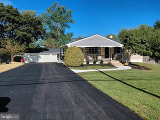 75 W MOUNT KIRK AVE #, Eagleville, PA 19403